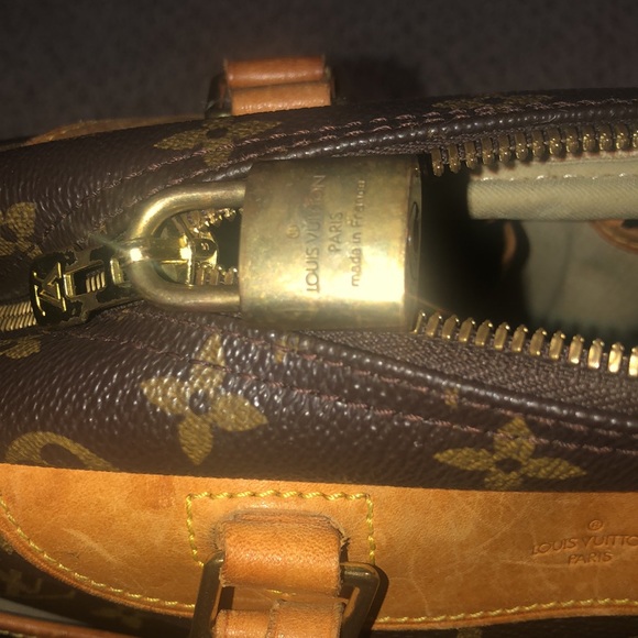 Louis Vuitton Monogram Canvas Deauville (Authentic-Pre Owned) - Picture 3 of 13